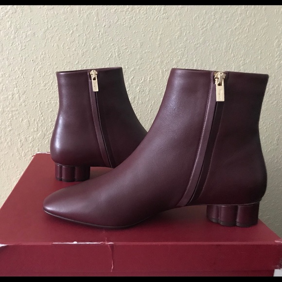 NIB SALVATORE FERRAGAMO Women’s Heel Booties - Picture 7 of 10